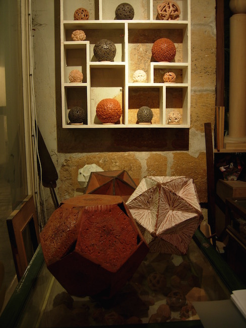 Cabinet de curiosié géométrique